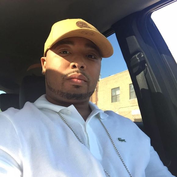 Meet your Posher, Joshua - Picture 1 of 1